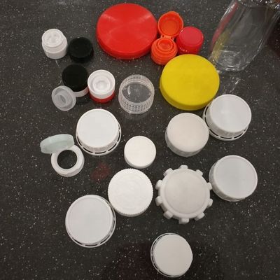 PEのプラスチックびんねじ帽子ISO9001のChildproof 38mmプラスチック帽子
