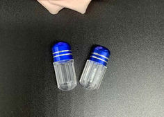 5ml青いサイの金属のキャップを持つ単一の丸薬容器OEM